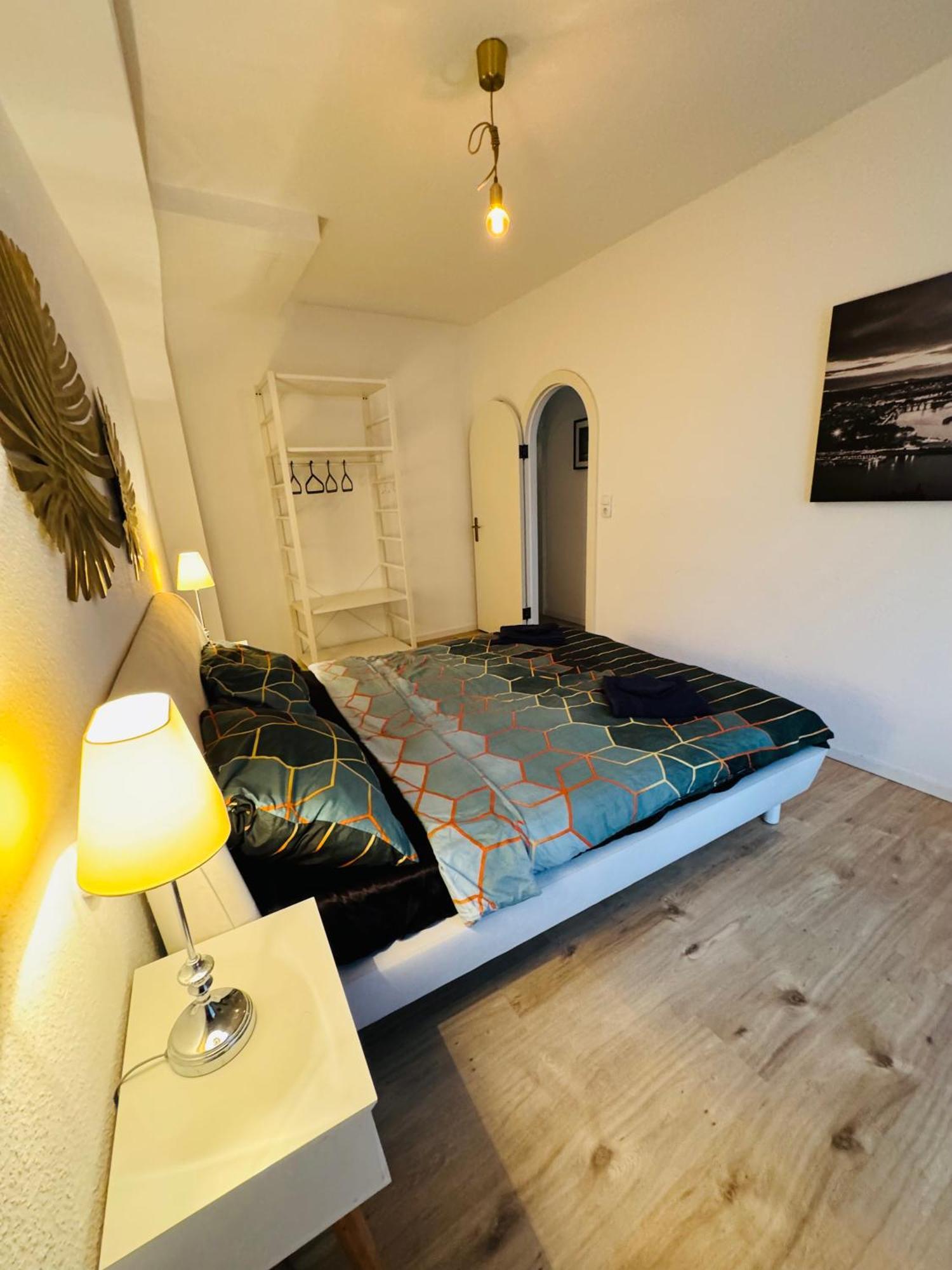 Zentrale Wohnung Mit Balkon Koblenz  Dış mekan fotoğraf